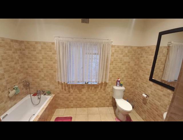 4 BEDROOM HOUSE FOR SALE IN MOUNTAIN VIEW